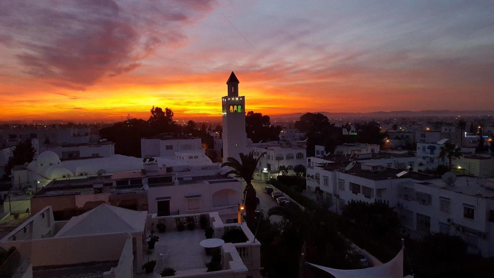Maison d'Hôtes Dar Ennassim La Marsa Exterior foto